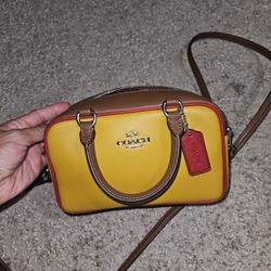 Coach Shoulder Bag 