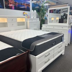 White 5pc Bedroom Set W/ Multiple Storage Drawers For Sale (brand New Furniture) Summer Closeout 