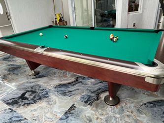 Brunswick Gold Crown V Pool Table  9 pie
