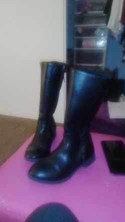 Girl boots