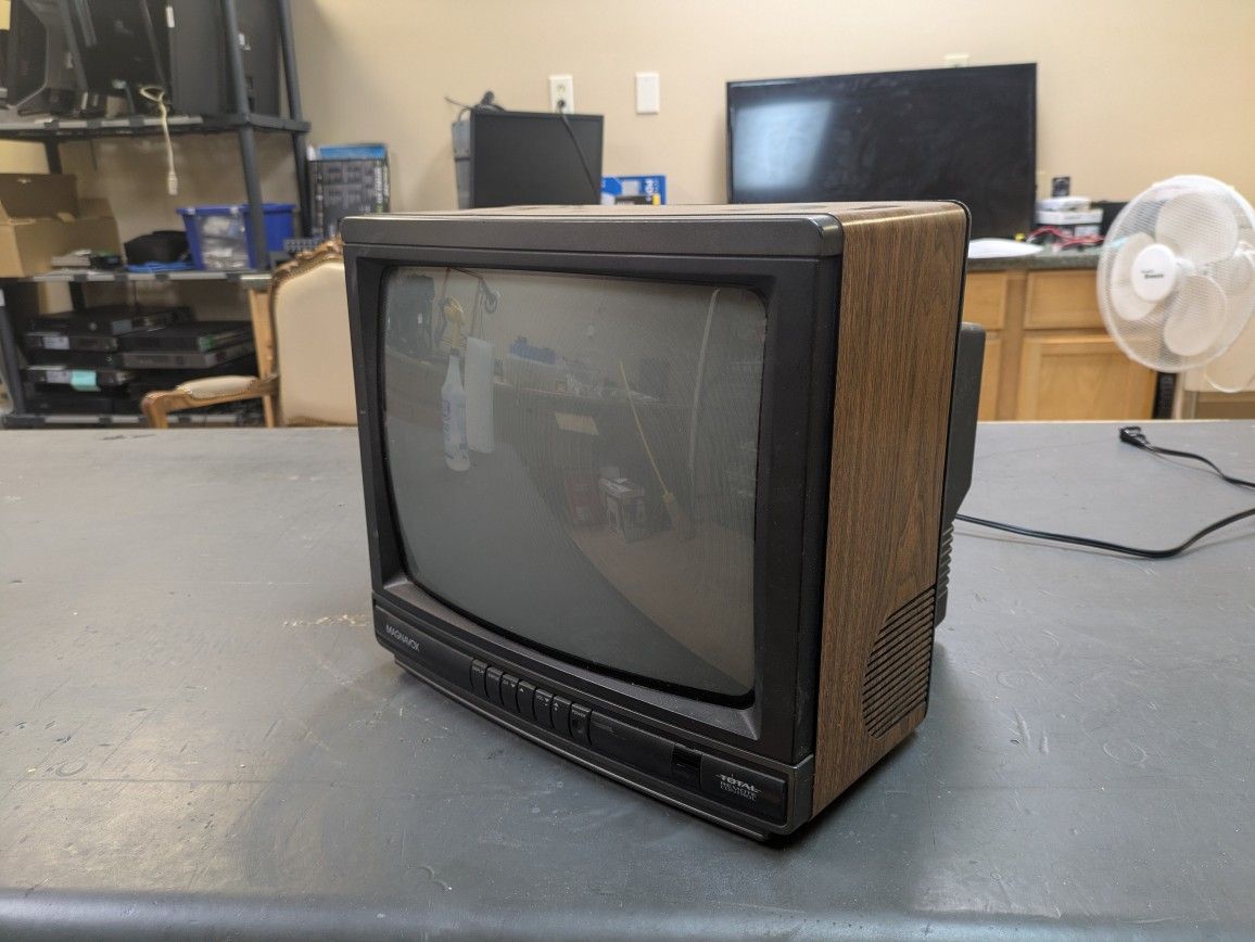 Magnavox CRT Tv