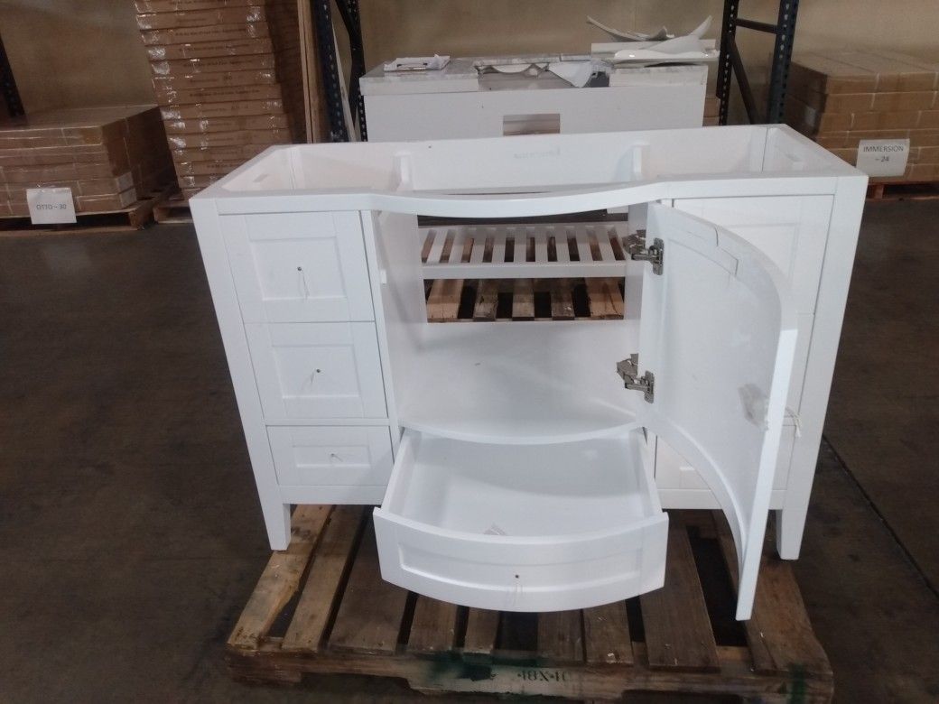 48" White Bath Vanity Only OU222 for Sale in Rancho Cucamonga, CA