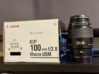Canon 100mm 2.8 EF  Macro