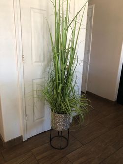 Plant artificial