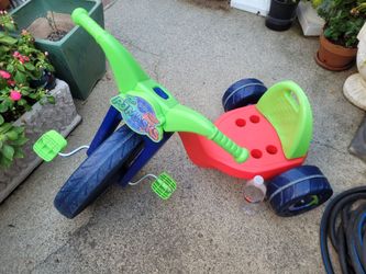 Toddler tricycle - excellent condition