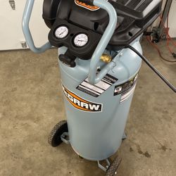 21 Gallon 175 psi McGraw Air Compressor for Sale in Seattle WA