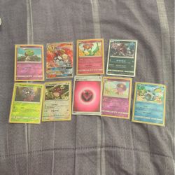 9 Holo And Rare Pokemon Cards +40 Base Cards