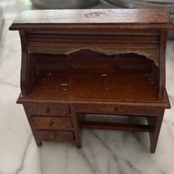 Dollhouse Wooden Desk With Drawers That Open