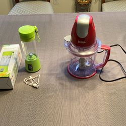 Ninja Food Chopper And A Portable & Rechargeable Battery Juice Blender, lot of 2 items. Chopper like new condition, Intertek #(contact info removed). 