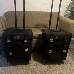 Manicure / Pedicure Organizer suit case on wheels Pick Up Only