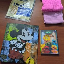 Girls Sing Along  Winter Activities 