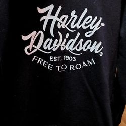 Harley-Davidson® Women's Slogan H-D Curved Hem Pullover Hoodie 

