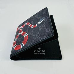 GŲCCI wallet