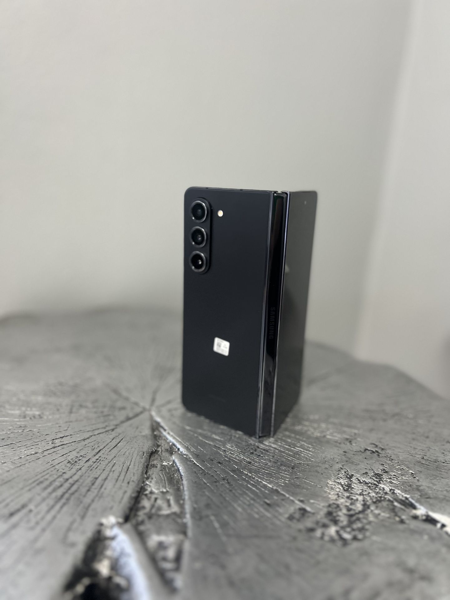Samsung Galaxy Fold 5 Unlocked 256 GB