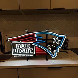 New England Patriots Sign