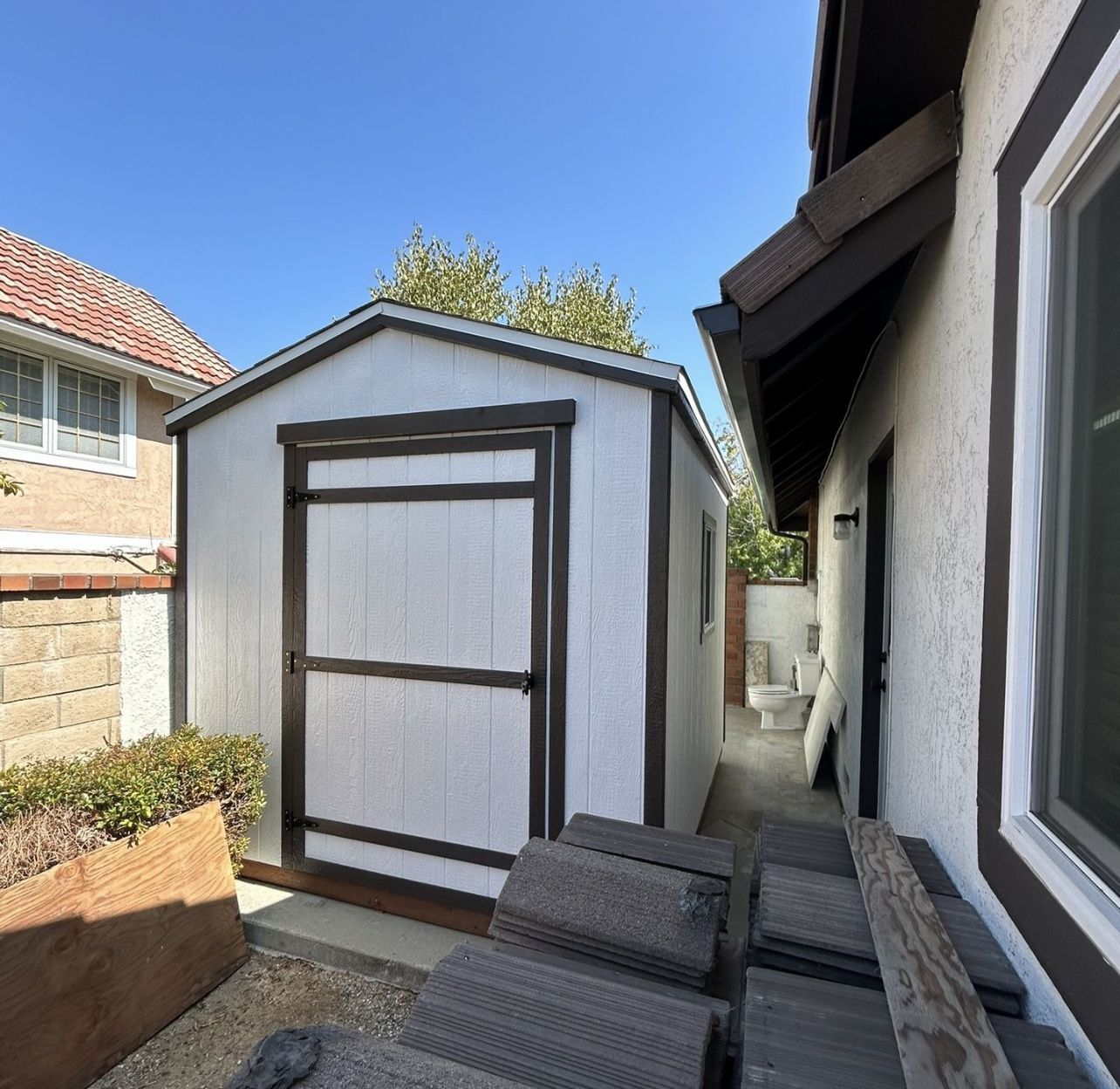 Shed 8x10x8