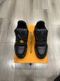ALL BLACK LOUIS VITTON
