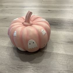 Pink pumpkin Halloween decoration bought in October 2025
