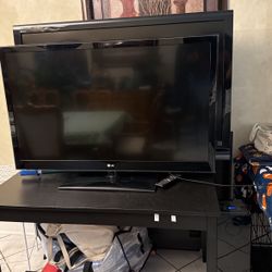 45 inch LG TV 