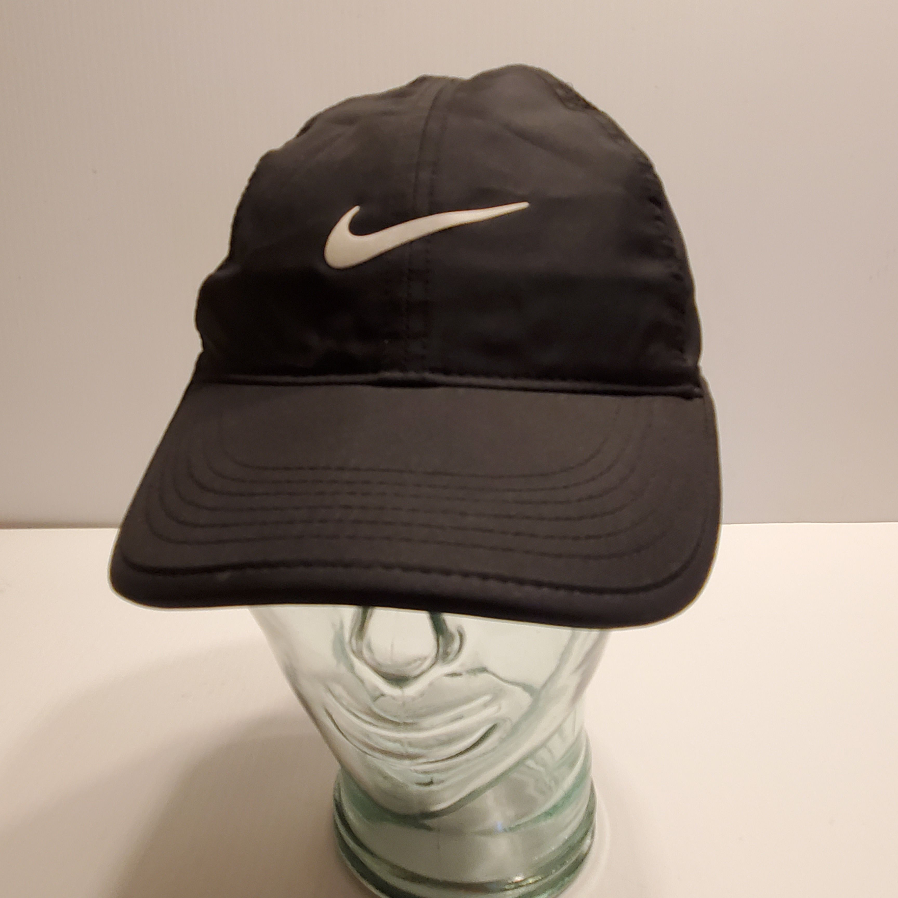 Nike black featherlight dri-fit hat cap.