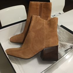 New Boots , Size 7.1/2 From Nostrom 