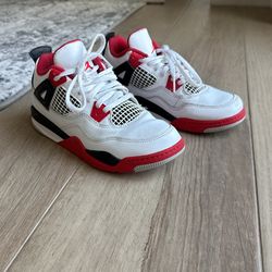 Used Jordan For Retro Size 2 1/2 Youth