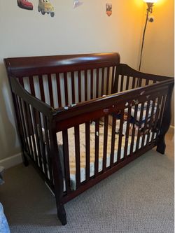 Crib w/mattress