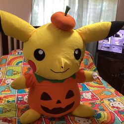 33 Pumpkin Pikachu Pokémon Plush 