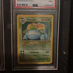 PSA 9 Base set Venusaur