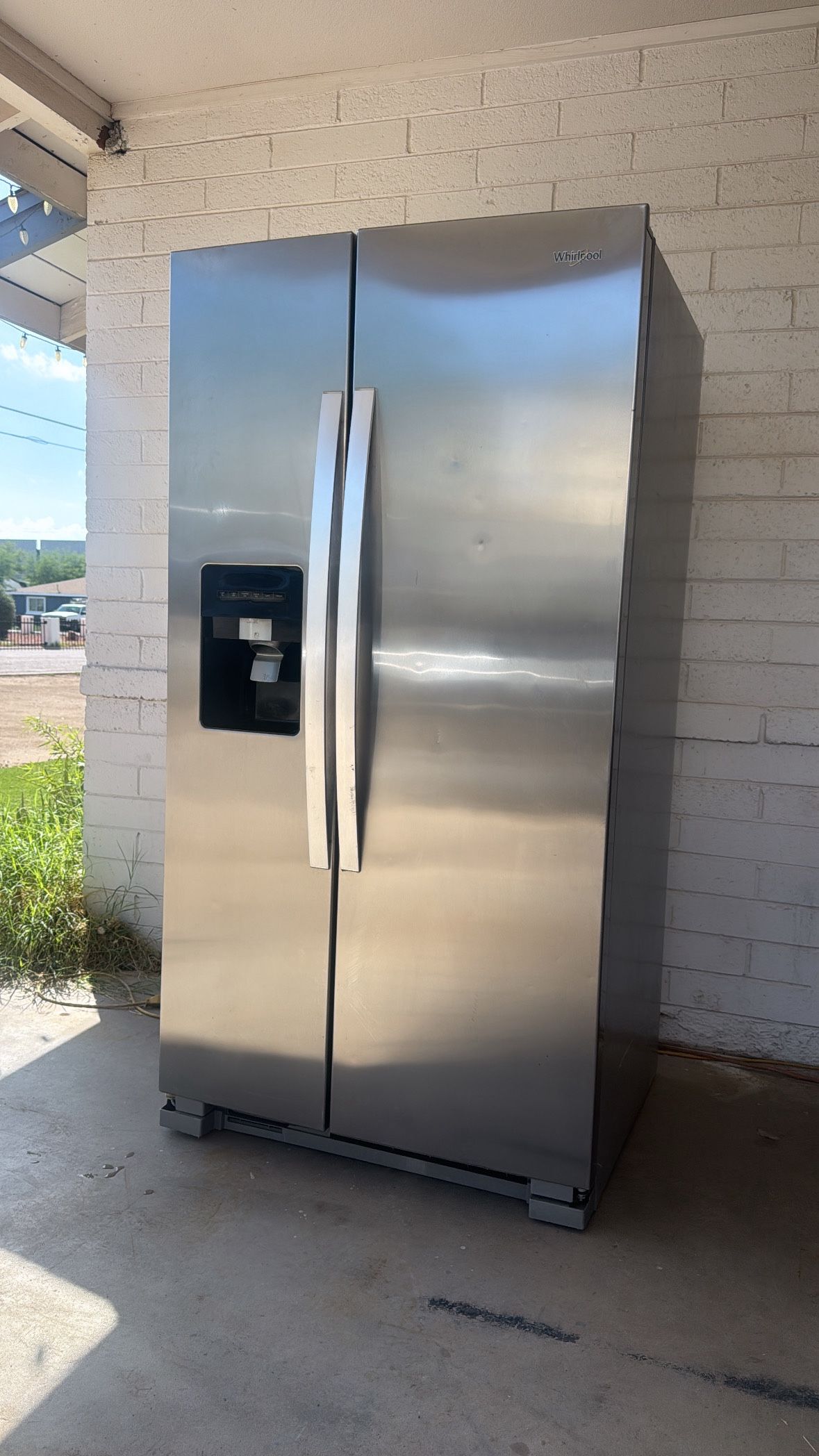 Refrigerator