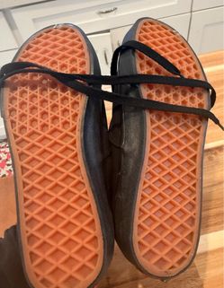 Vans size 4 unisex