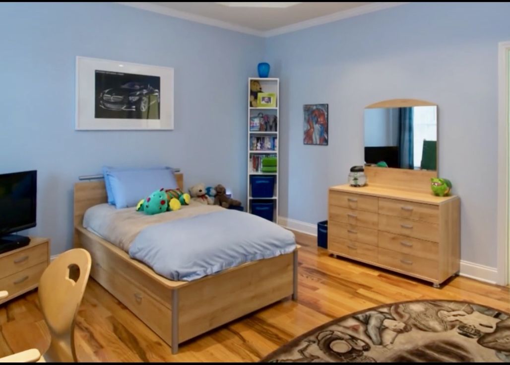 Children’s 8 Piece Italian Furniture Bedroom Set