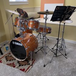 Yamaha Drum Set