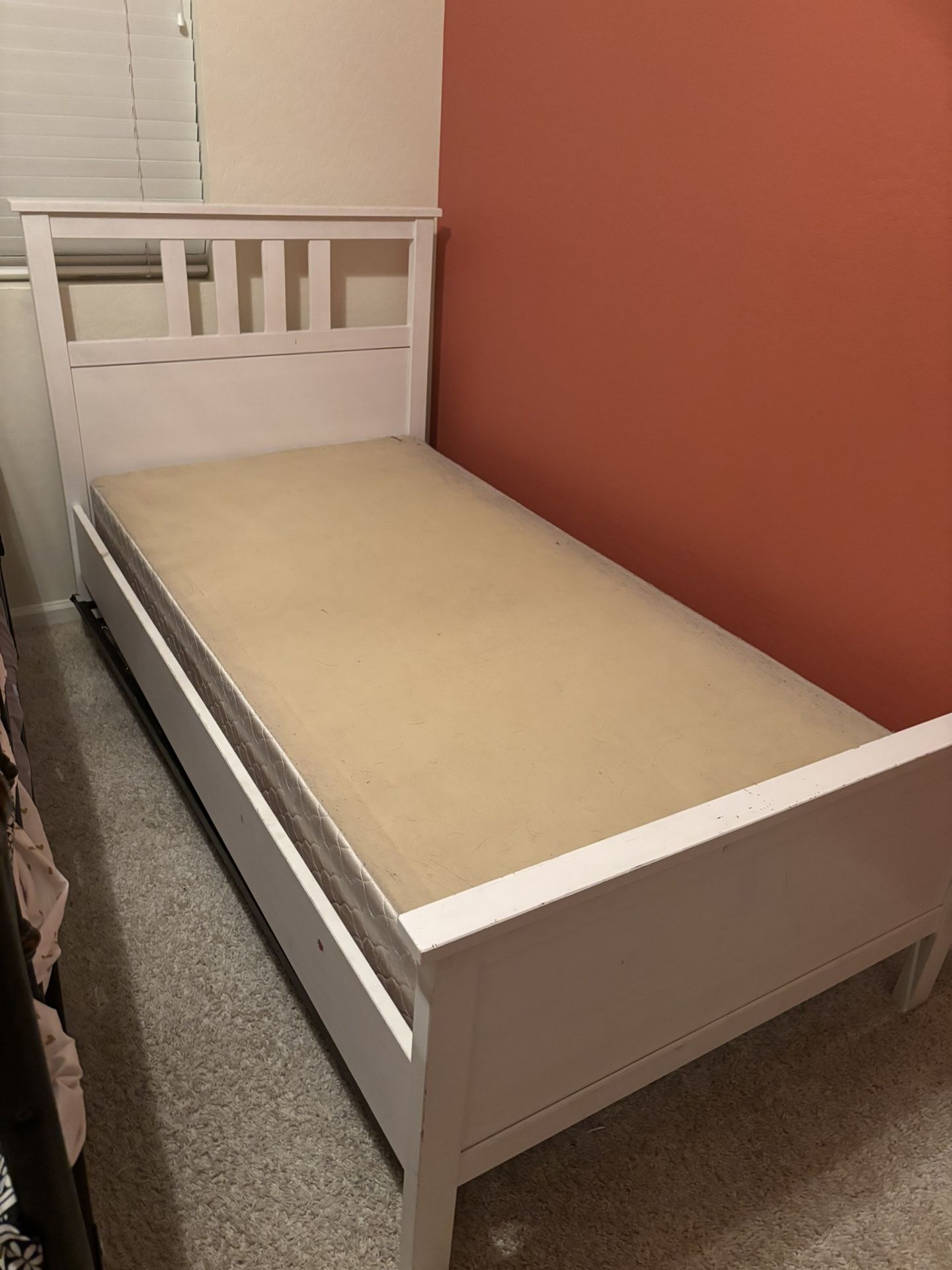 Twin Size Bed With Box spring