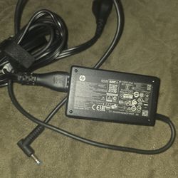 The HP EliteBook  any 840   a 65W  charger
