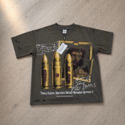 Vale lives t shirt size medium