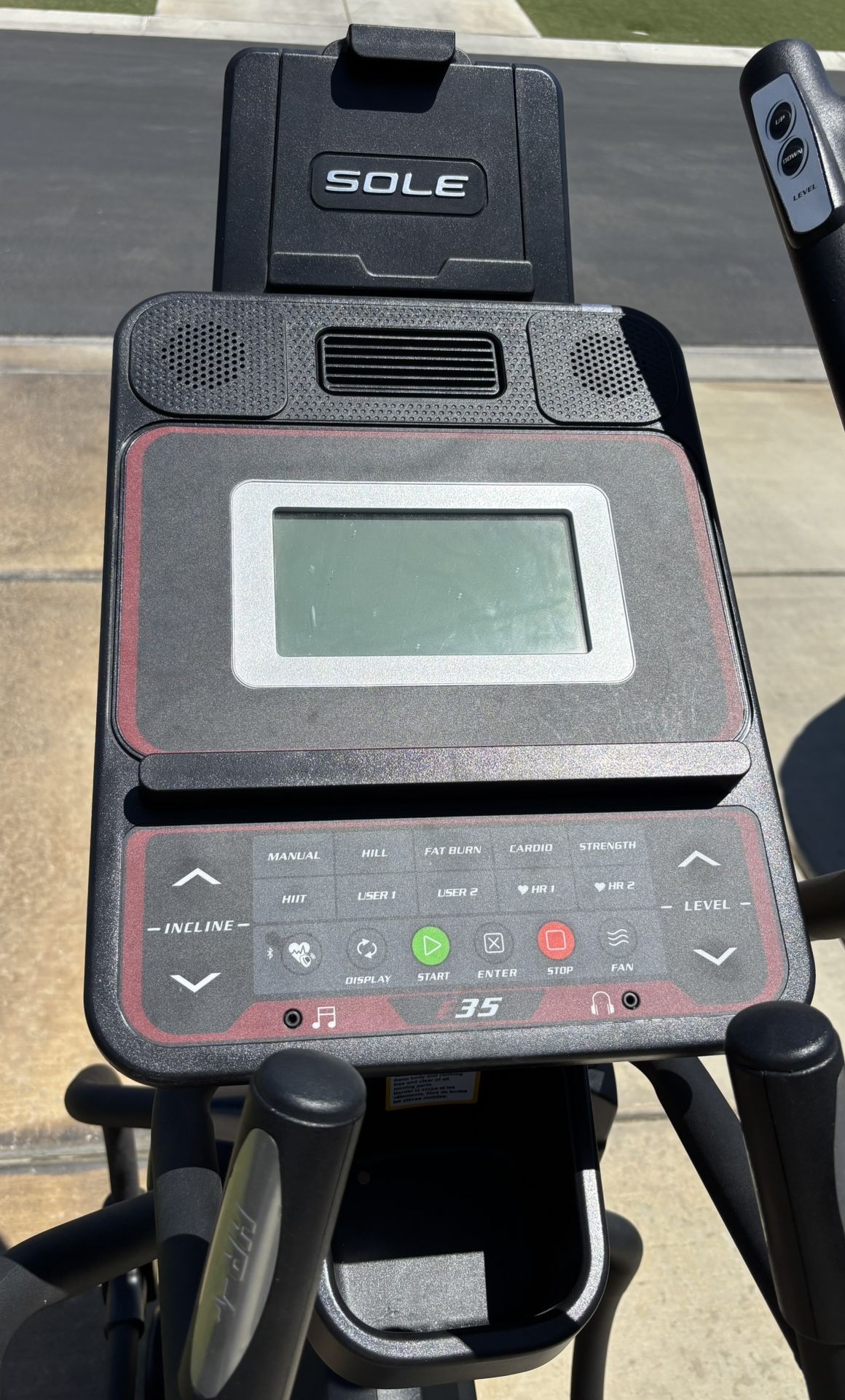 Sole Elliptical E35