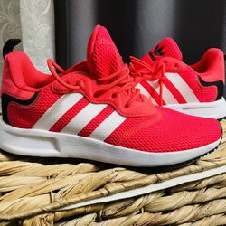 Adidas Women’s Size 8
