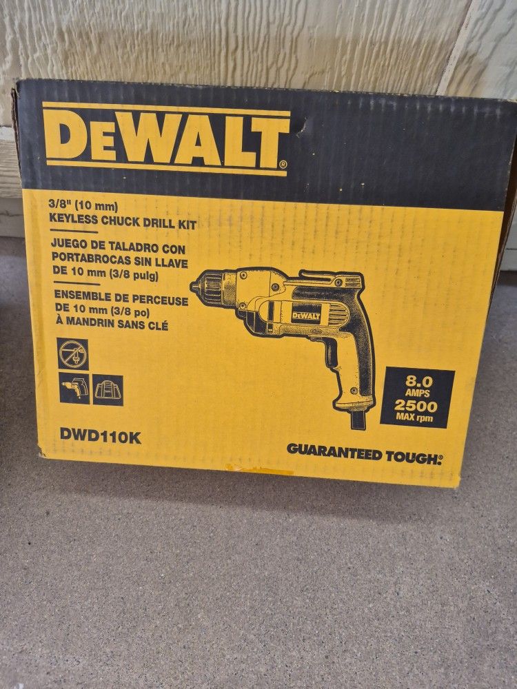 Dewalt Keyless Chuck Corded 3/8 Drill