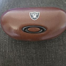 Raiders Glasses Case