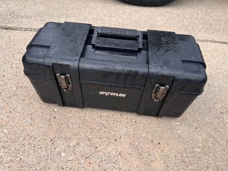 Plastic tool box