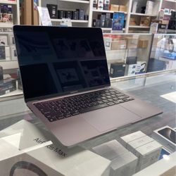13” Pre owned MacBook Pro, M1, 256gb