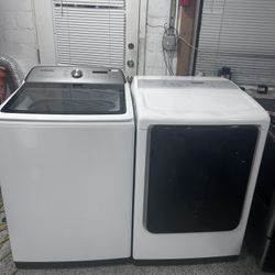 SAMSUNG WASHER AND. DRYER. SET