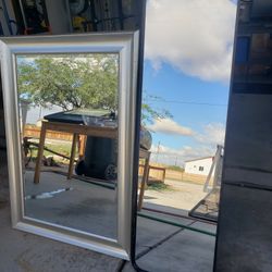 2 Mirrors