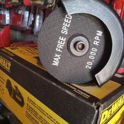 DeWalt Cut-Off Tool