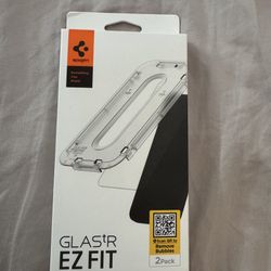 iPhone 15 Pro max Spigen Screen Protector 