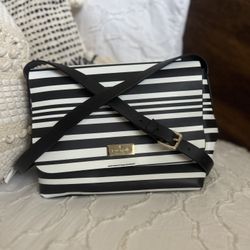 KATE SPADE || Black And White Crossbody Bag 