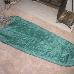 Coleman mummy sleeping bag, clean, excellent condition