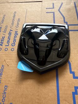 Dodge Ram tailgate badge
