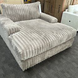 Cocoa Brown Deep Comfy Chaise Lounge 